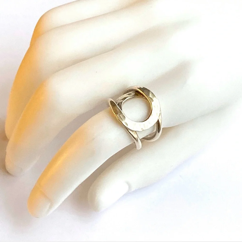 Sterling Silver Hammered Ring Split Band Open Loop Overlapping Design Size 9 1/2